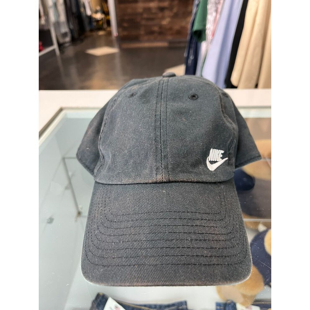 Mens Nike Adjustable baseball Cap Black /white